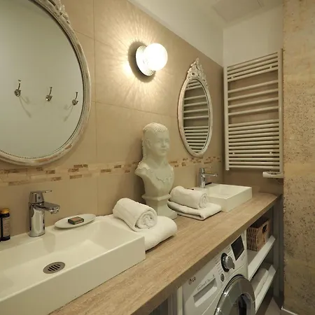 Saint Germain Elegant Chicsuites