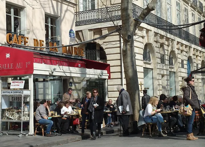 Апартаменты Saint Germain Elegant Chicsuites