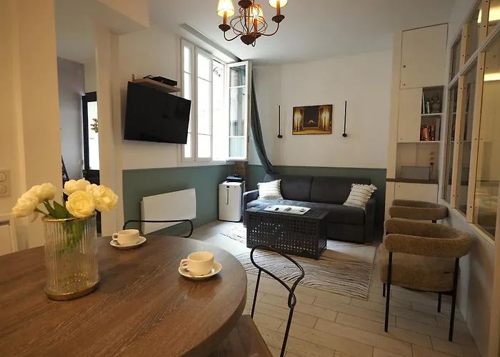 Saint Germain Elegant Chicsuites Париж