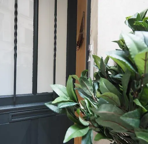 Saint Germain Elegant Chicsuites Апартаменты Париж