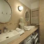 Saint Germain Elegant Chicsuites